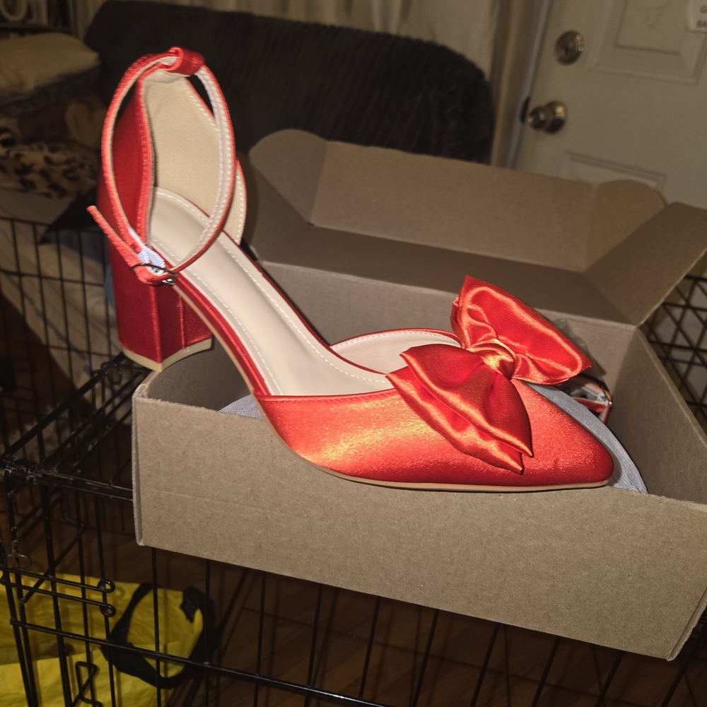 SHEIN Red Satin Bow Heels